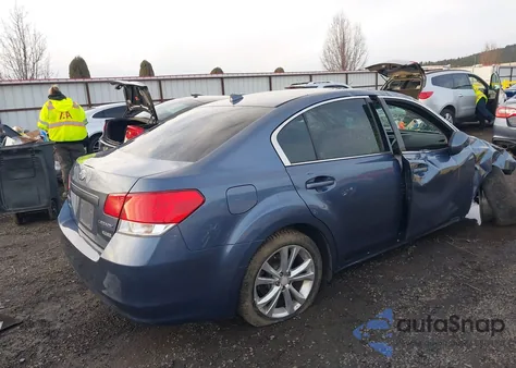 2014 Subaru Legacy 2.5I Premium из США, поврежденный, VIN 4S3BMBC60E3036219